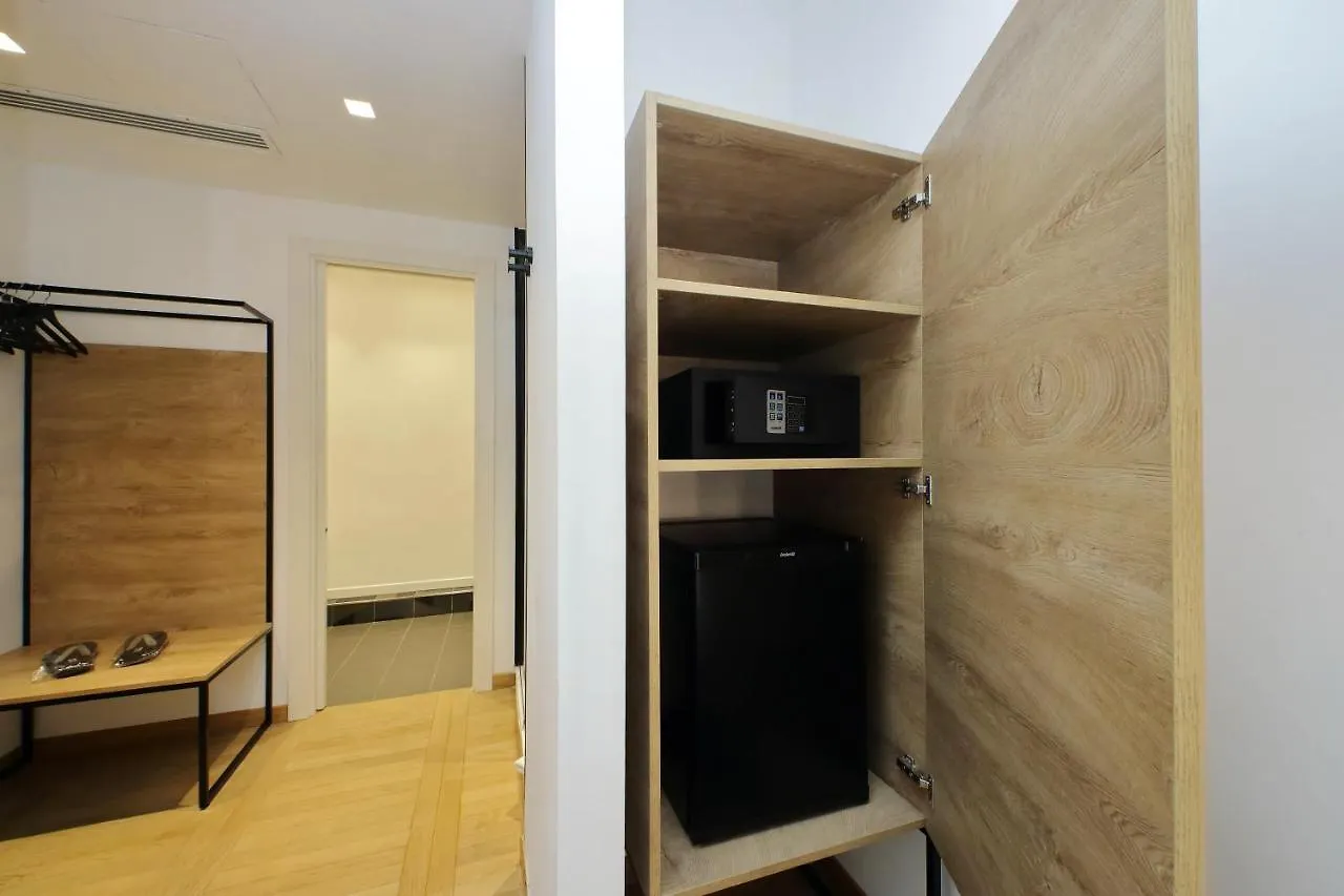 Youroom Vite Rome Italy