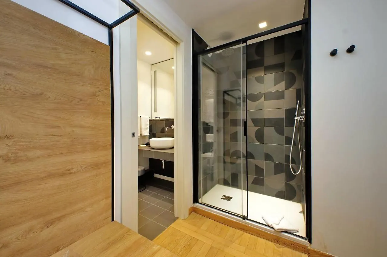 Youroom Vite Rome Italy
