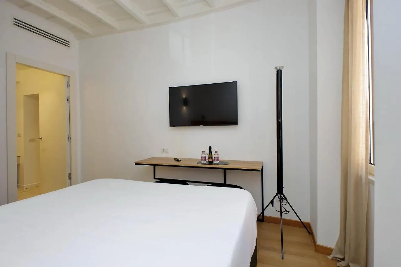 Guest house Youroom Vite Rome Italy