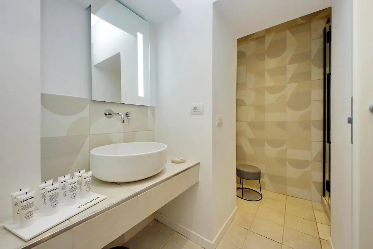 Youroom Vite Rome Italy